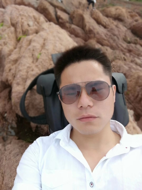 易听的第二张照片--望江中老年相亲网